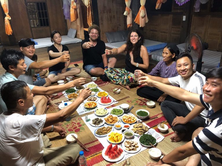 3 DAYS HA GIANG LOOP JEEP TOUR 25 1721566029645Dinner