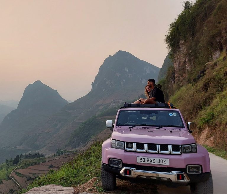 3 DAYS HA GIANG LOOP JEEP TOUR 45 1721566867286Jeep-7-1-e1713953409686 (1)