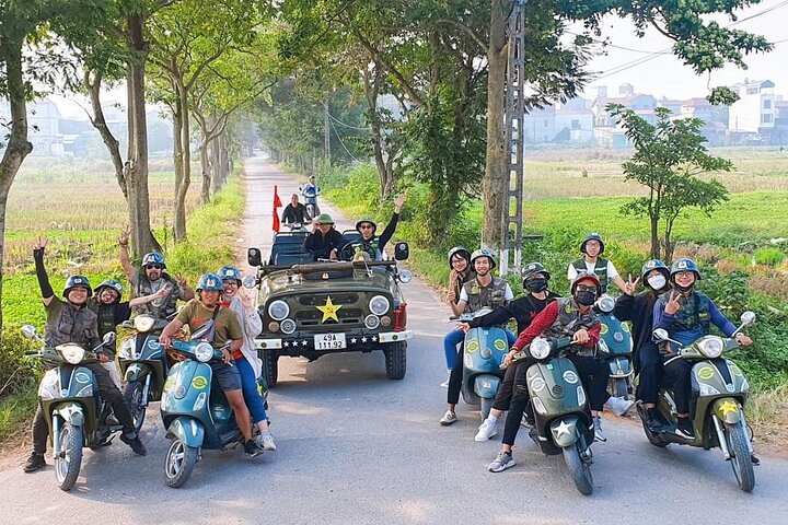 TOURS HANOI CITY HALF DAY BY JEEP/VESPA/MOTORBIKE/BICYCLE 12 bc