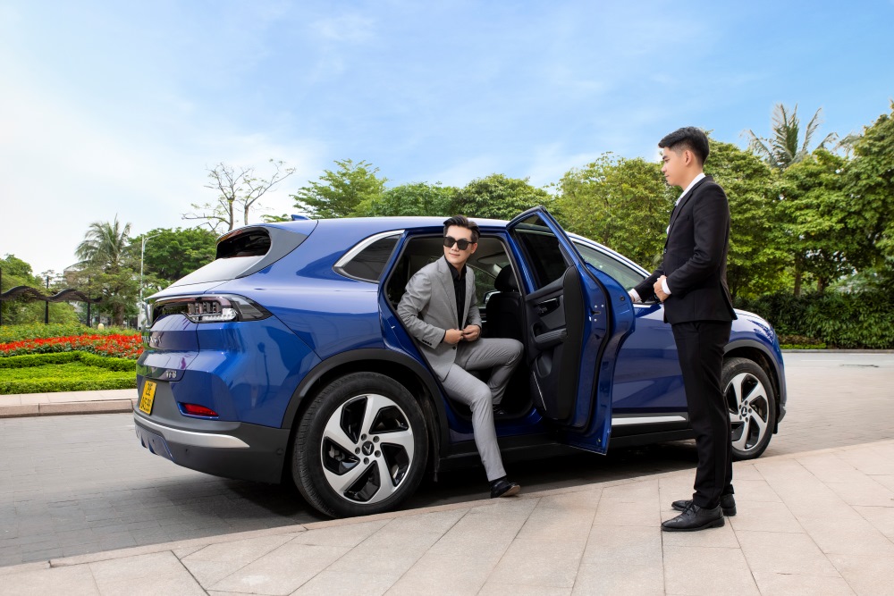 CAR SERVICES - AIRPORT PICK-UP/DROP OFF 1 dich vu taxi dien