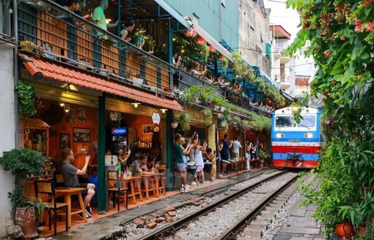 TOURS HANOI CITY HALF DAY BY JEEP/VESPA/MOTORBIKE/BICYCLE 17 hanoi-city-tour-1-day-explore-iconic-landmarks-history-culture_v9nfh
