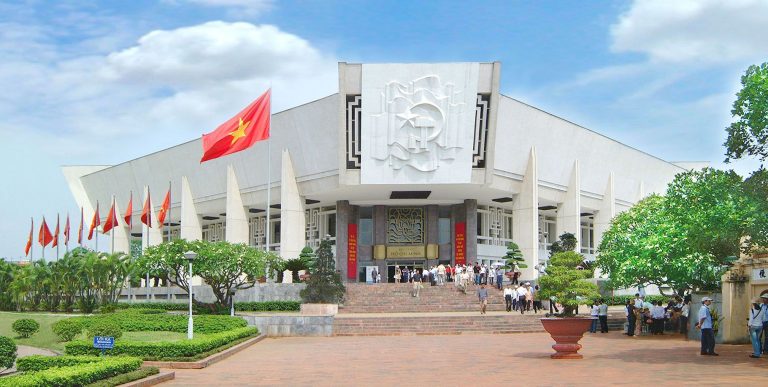 TOURS HANOI CITY HALF DAY BY JEEP/VESPA/MOTORBIKE/BICYCLE 22 ho-chi-minh-museum