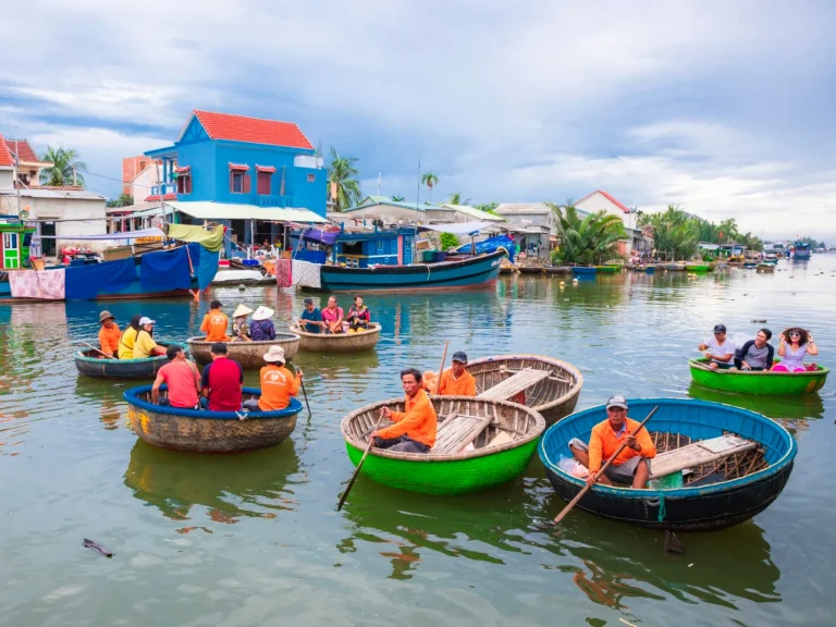 BAY MAU COCONUT FOREST IN HOI AN - JUNGLE ECO TOUR 20 hoi-an-basket-boat-tour-2