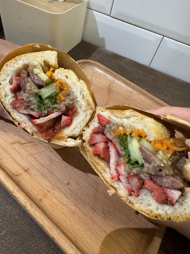 HANOI FOOD TOUR BY MOTORBIKE 19 1721750896924Banh-mi-25-