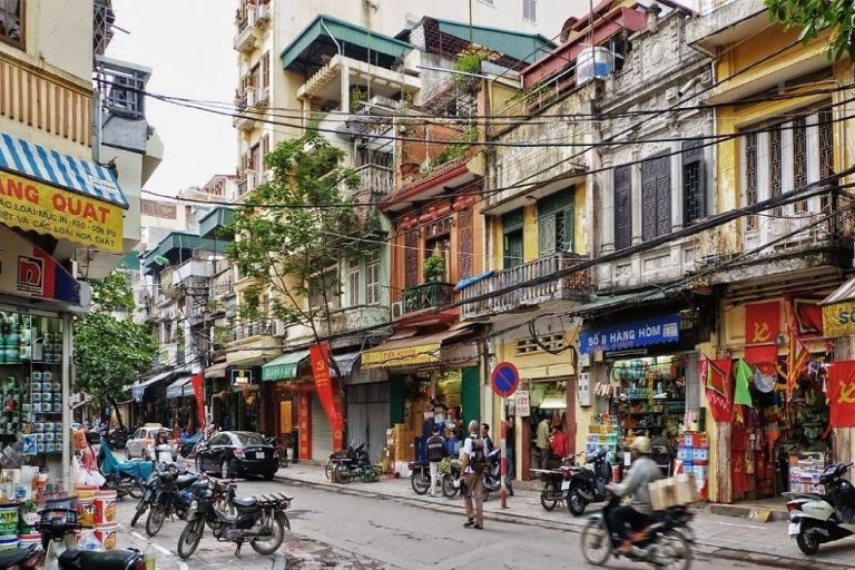 HANOI FOOD TOUR BY MOTORBIKE 23 1721750897659hanoi-old-quarter