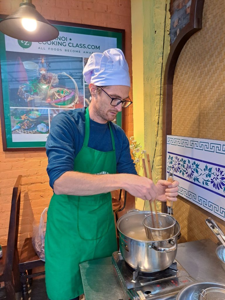 COOKING CLASS 4 HOURS IN HA NOI 25 1721783905817408027764_765379415606979_5059951085424338962_n