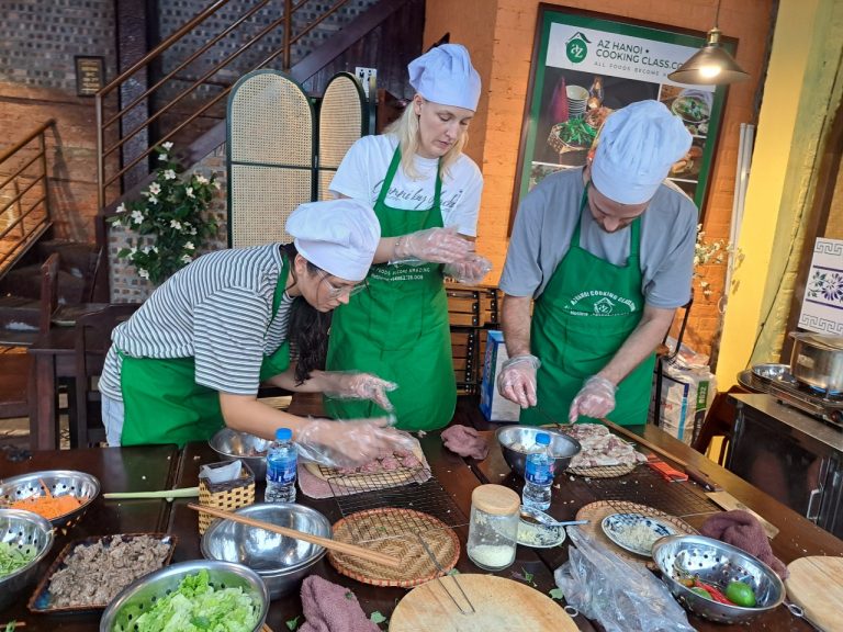 COOKING CLASS 4 HOURS IN HA NOI 14 1721784054476406627007_761983639279890_6325766593864229424_n
