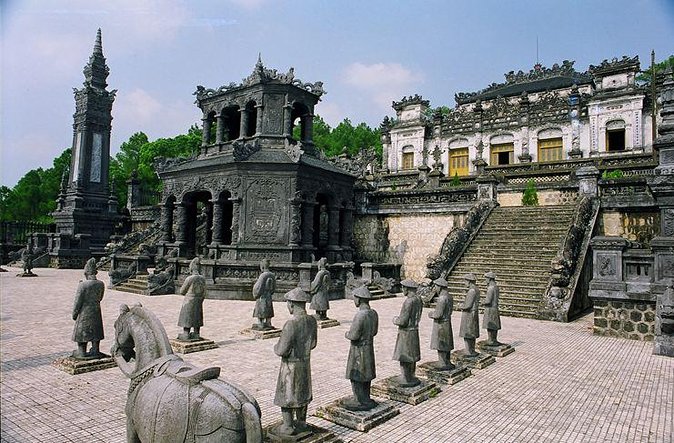 HUE CITY TOUR FROM DANANG, HOI AN Small group < 14 pax 17 172500878667027