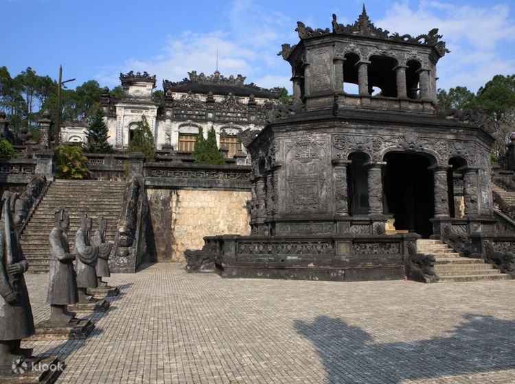 HUE CITY TOUR FROM DANANG, HOI AN Small group < 14 pax 20 1725008872473hnzy0sixyyxz1ffdvbbn