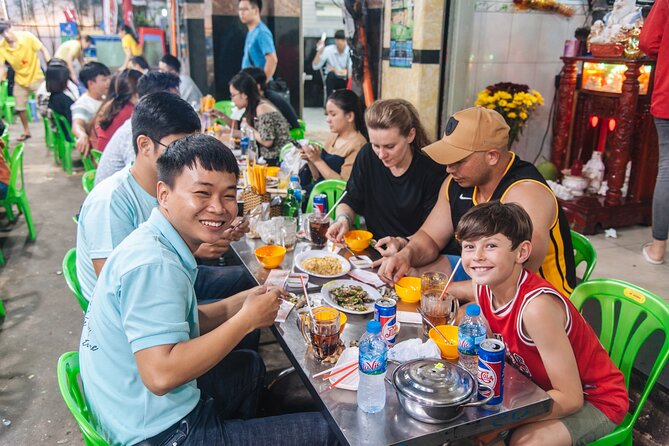 SAIGON FOODIE TOUR 18 17250743883903a