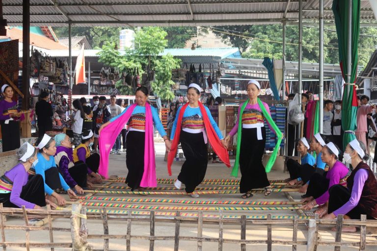 Explore Mai Chau in a Day: A Journey of Experience and Cultural Discovery! 13 92a005a7-1a62-494f-91d0-6d2f3d43c758