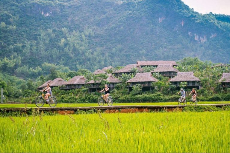 Explore Mai Chau in a Day: A Journey of Experience and Cultural Discovery! 16 Cycling-in-Mai-Chau-03-1