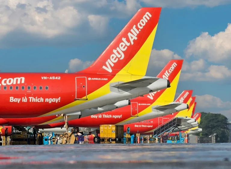 Limousine, sleeping bus, train, flight tickets 54 F500_SEA2024_Vietjet_2-1