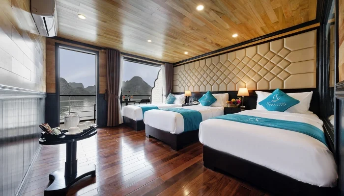 Serenity Cruises 27 Family-Suite-Cabin-3-1-700x400