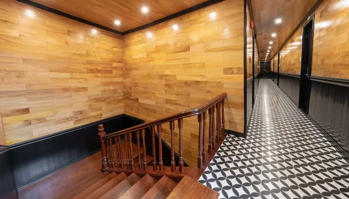 Serenity Cruises 20 Halong-Serenity-Cruises-Hallway-2-700x400