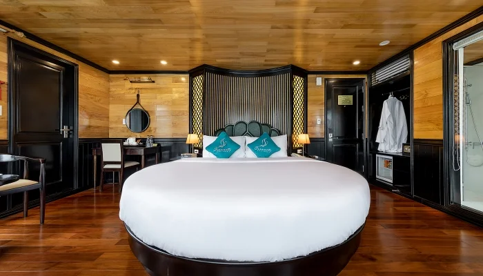 Serenity Cruises 30 Moon-Suite-Cabin-2-700x400