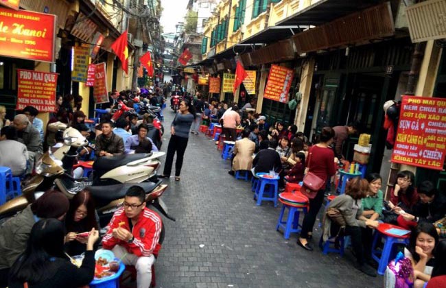 Hanoi Foodie Tour By Walking 3 hours Small Group < 10 pax 18 b11899c9c3ca48cb3ec235ca2069b138