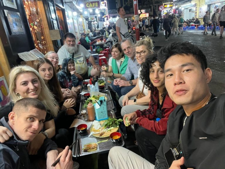 Hanoi Foodie Tour By Walking 3 hours Small Group < 10 pax 35 c029736565f0bbaee2e1