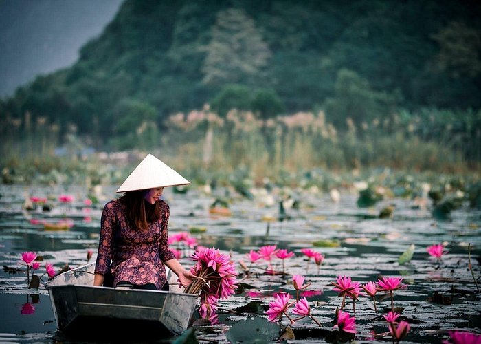 Perfume Pagoda Full-Day Guided Tour from Hanoi - All Inclusive 14 caption (2)