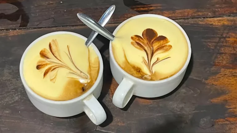 Hanoi Foodie Tour By Walking 3 hours Small Group < 10 pax 26 egg-coffee-meetup