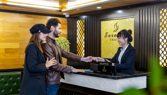 Serenity Cruises 15 halong-serenity-cruises-reception-5-700x400