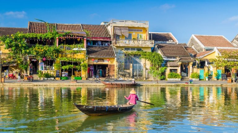 LINH UNG PAGODA - MARBLE MOUTAIN - HOI AN Small group < 14 pax, pickup from Danang 29 Hoi,An,Vietnam,During,Mid,Day,Woman,In,Boat