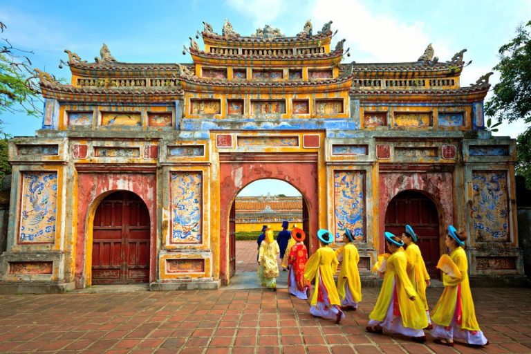 HUE CITY TOUR FROM DANANG, HOI AN Small group < 14 pax 24 hue-tours-from-da-nang