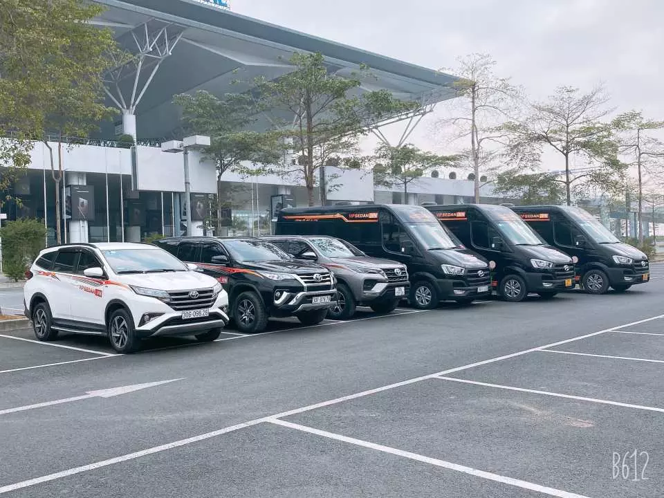 Airport transfer 1 jpg