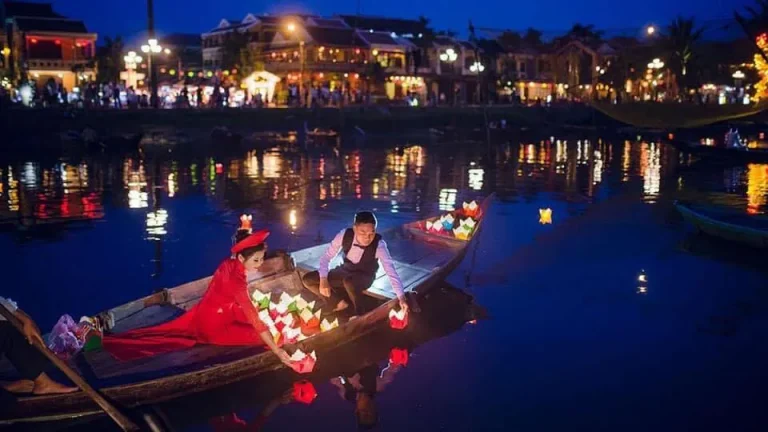 COCONUT FOREST (BAMBO BASKET BOAT) – HOIAN - BOAT RIDE – DROP FLOWER LANTERN Group tour <14 pax, Pickup from Danang 35 lantern-boat
