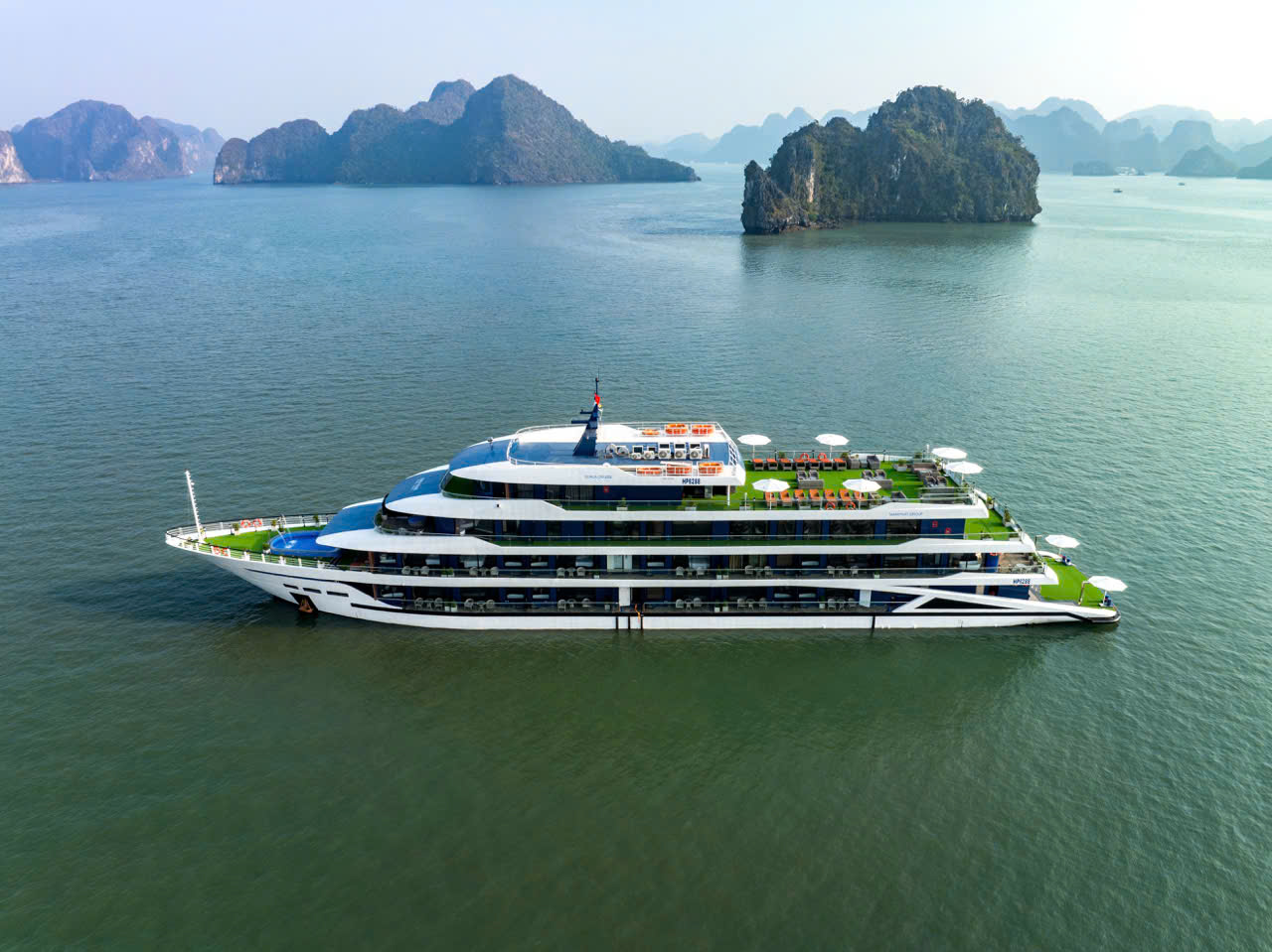 DISCOVERY HA LONG BAY – LAN HA BAY ON DORIA CRUISE 1 z6252376406765 ab5eae32c3666d4c2501c5988dc8f1f3 1
